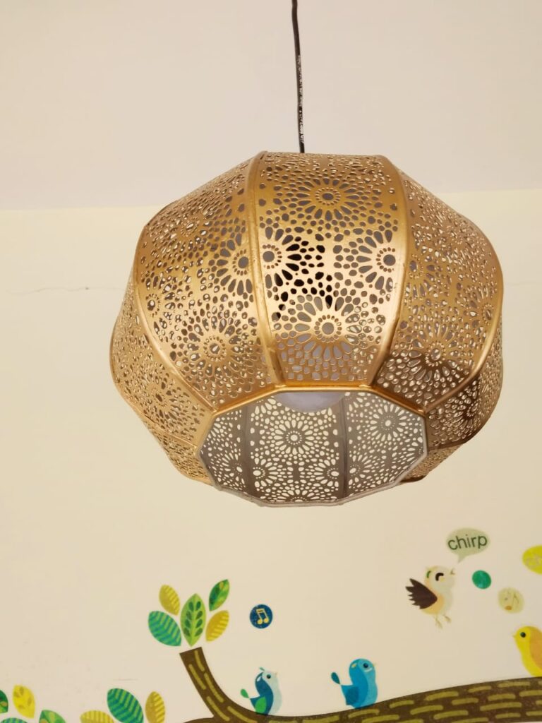 moroccan-grandeur-hand-etched-pendant-lamp-in-iron- 8-inch